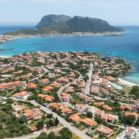 Baia Caddinas Homes By Wonderful Italy *